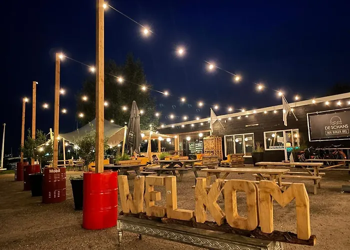 Floatel - De Schans Alphen Aparthotel 3*