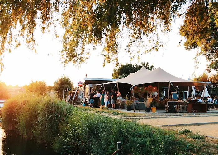 Floatel - De Schans Alphen 3* Benedeneind