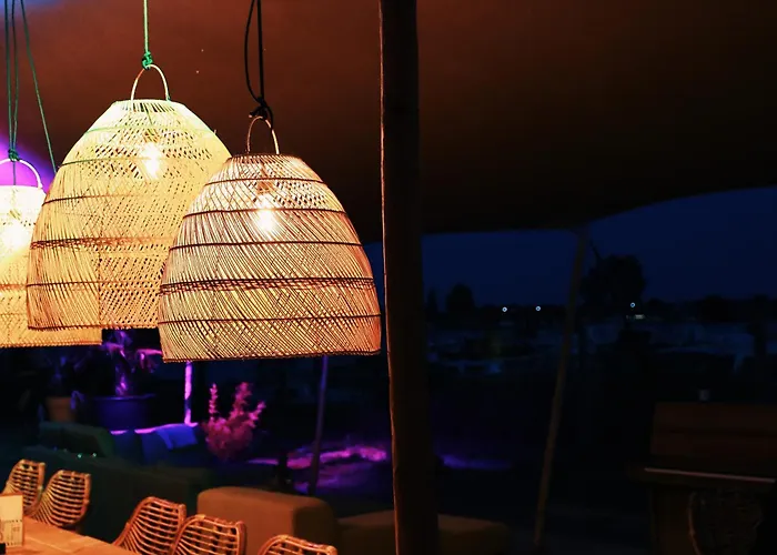 Floatel - De Schans Alphen 3*